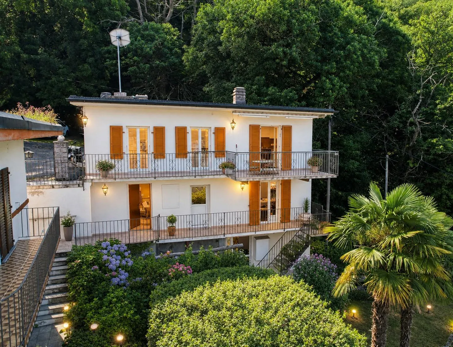 Holiday home with panoramic view for tranquility lovers - Photo 2 of 18