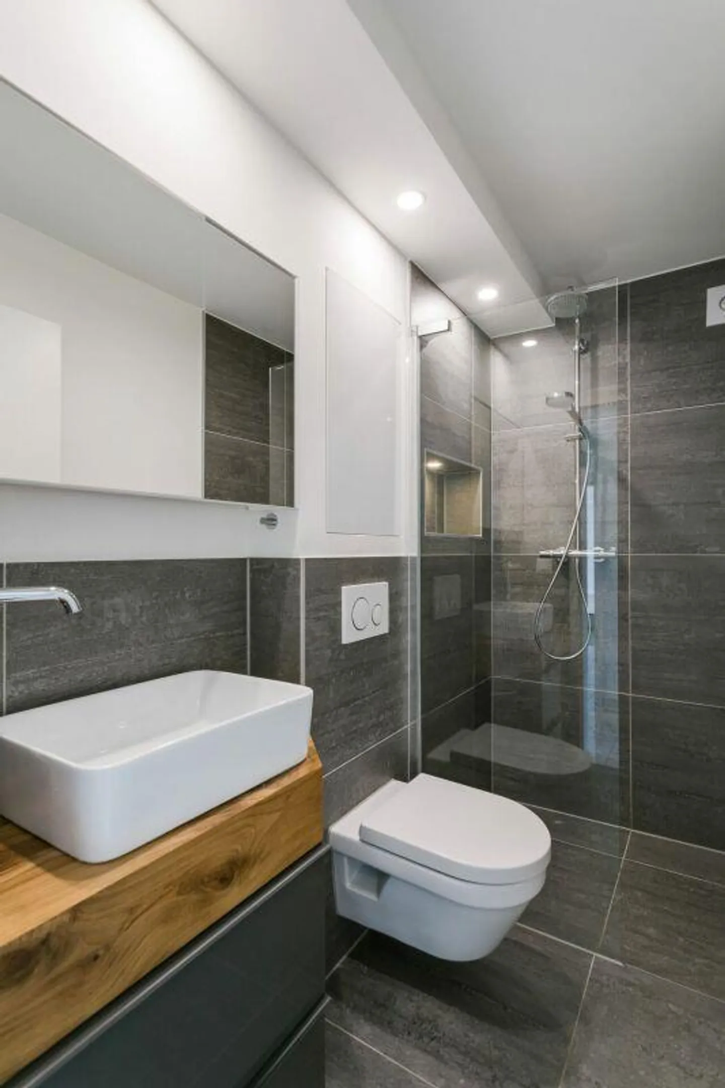 Helle 3.5-Zimmer-Wohnung mit Wintergarten - Foto 4 von 7