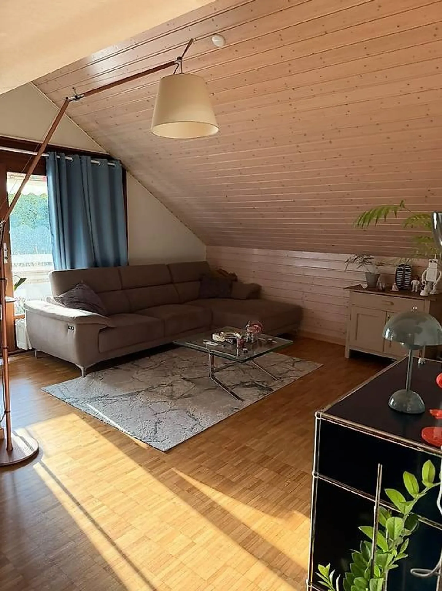 BEL APPARTAMENTO DI 3,5 LOCALI DI 95 M² A MONT-SUR-LAUSANNE - Foto 2 di 6