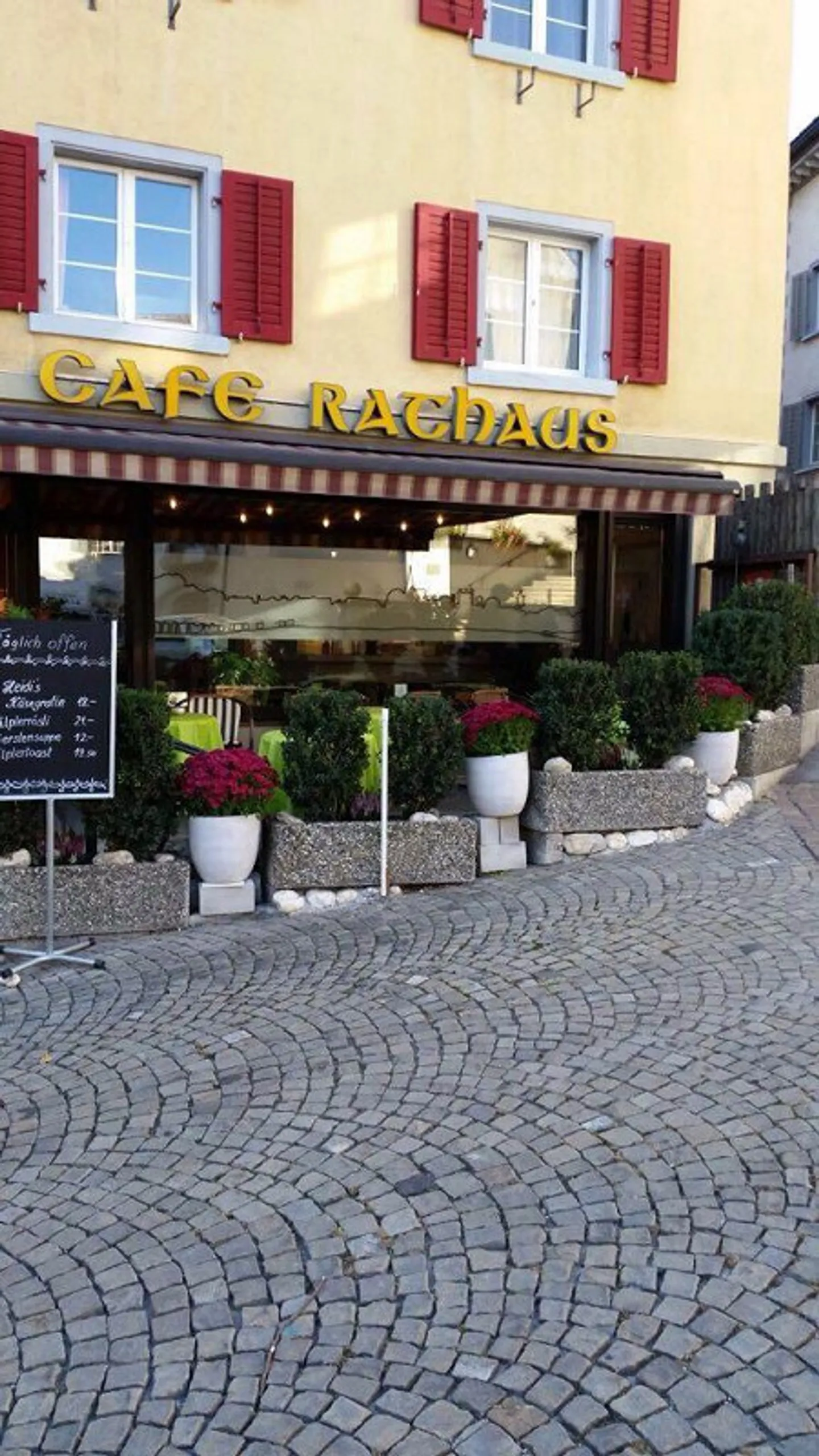 Sale: Residential / Commercial Properties Städtli Maienfeld - Photo 1 of 6