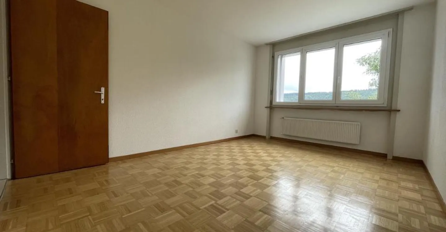 Beautiful bright 4-room apartment in Tramelan - Photo 5 of 9