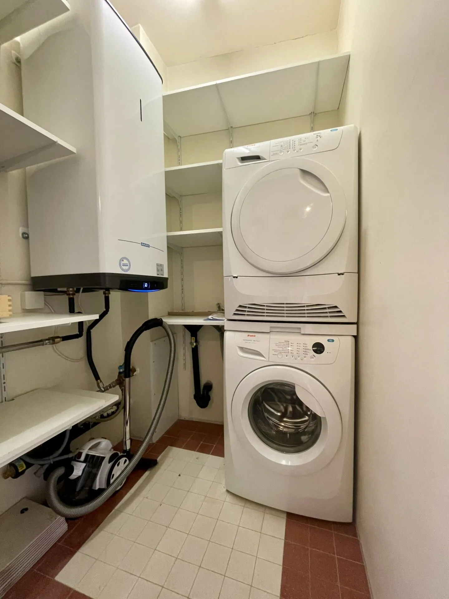 AUTHENTICITÉ ET ACCÈS DIRECT AU LAC, 2,5 PIÈCES À MORGES - Foto 12 di 13