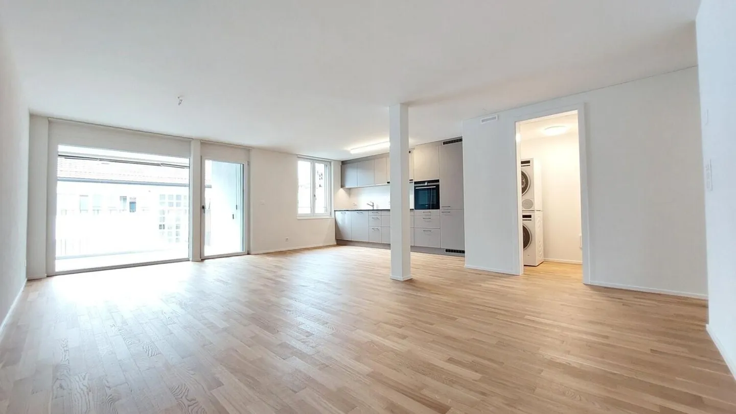 Moderno appartamento di 2,5 locali di 65m² al 2° piano a Köniz - Foto 2 di 11