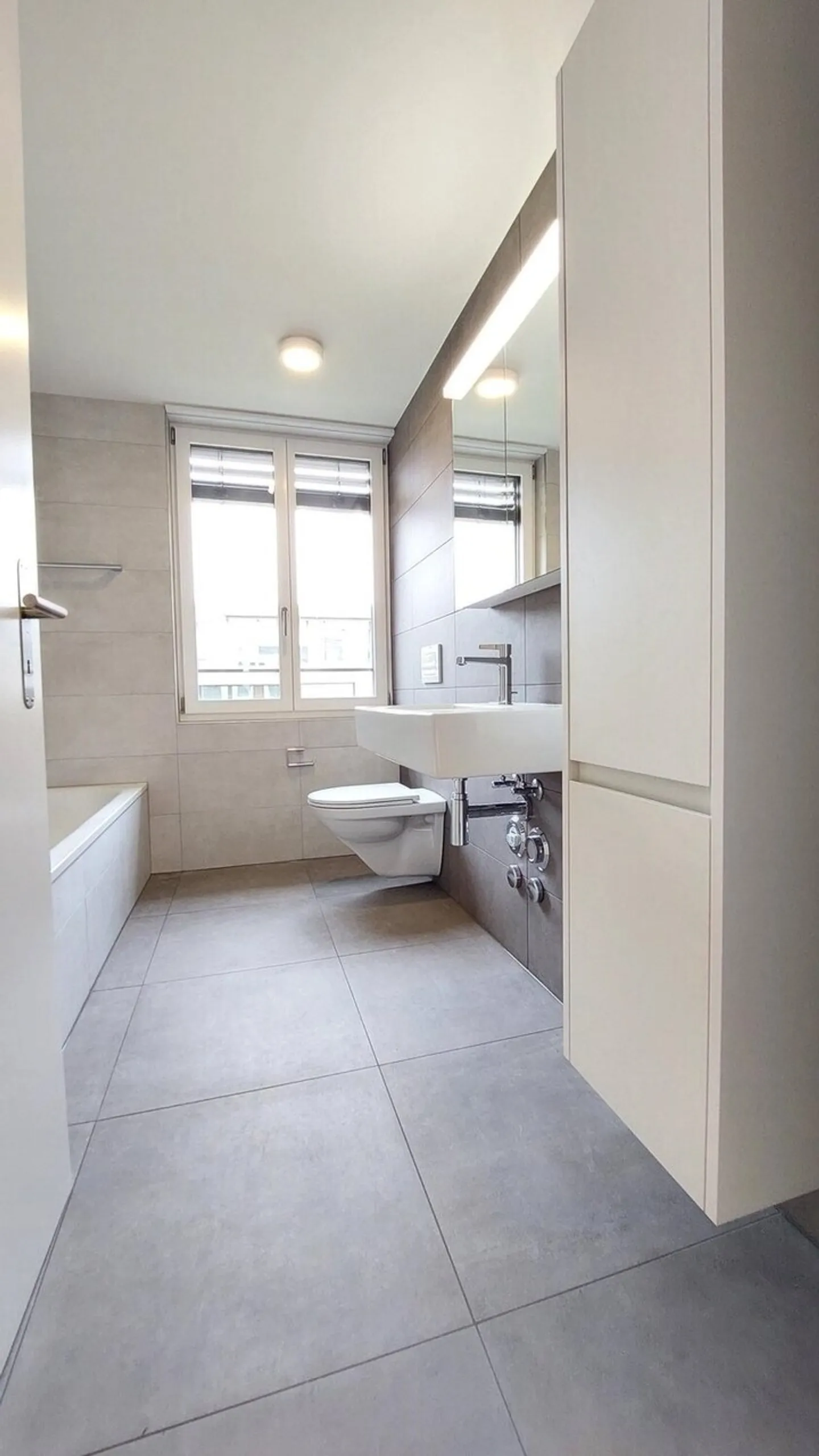 Moderno appartamento di 2,5 locali di 65m² al 2° piano a Köniz - Foto 4 di 11