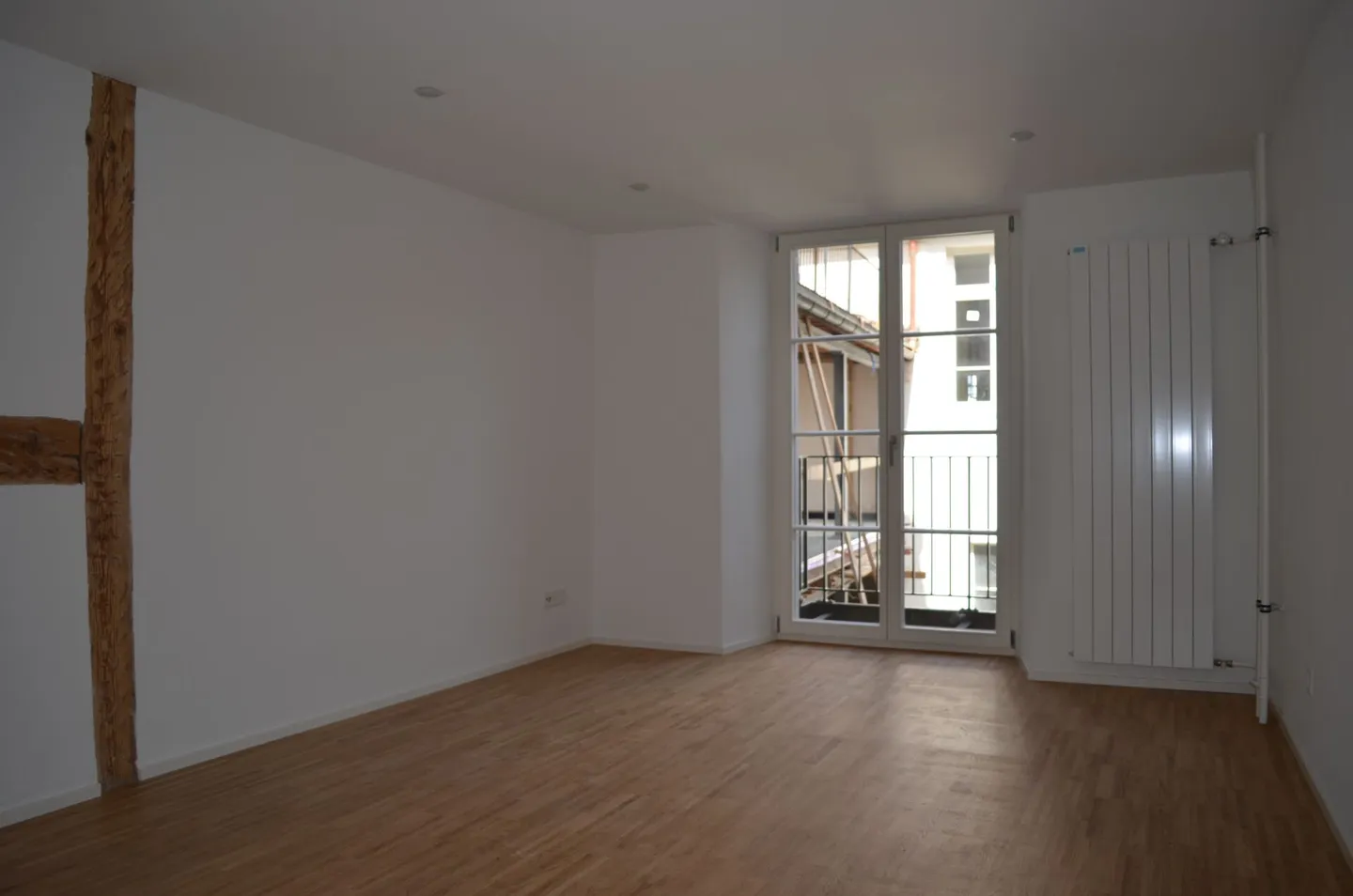 Beautiful Old Town Apartment with Charm - Photo 7 of 12