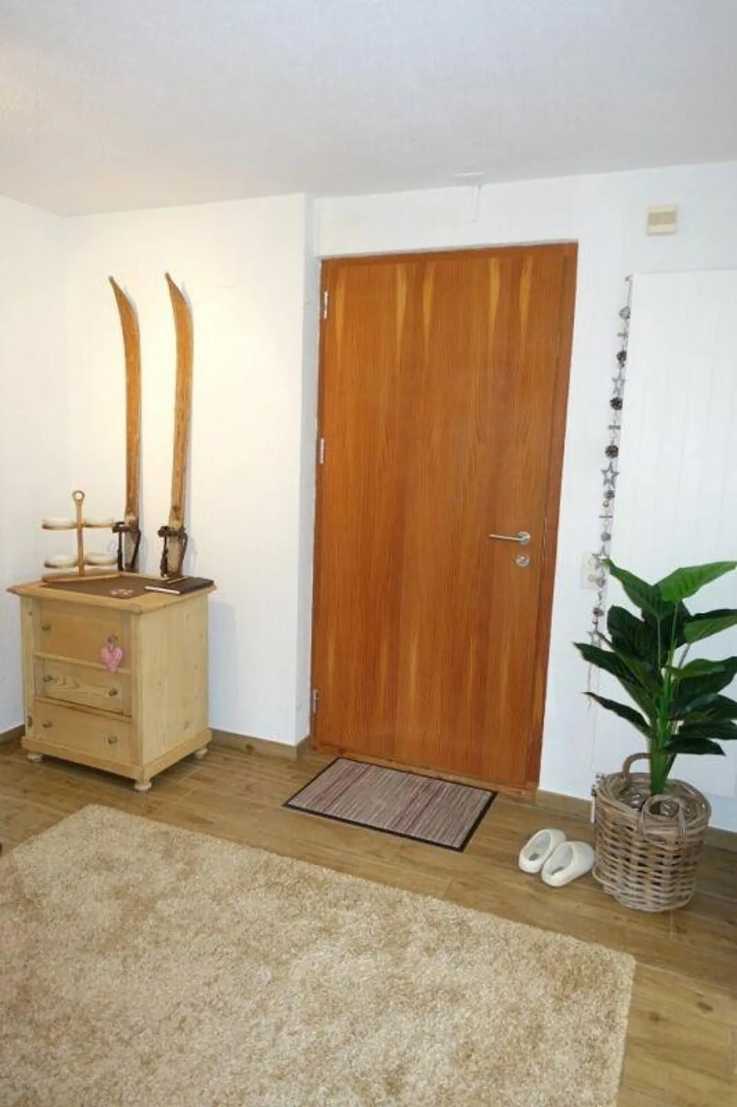 Geräumige Wohnung mit Balkon - Foto 7 von 8