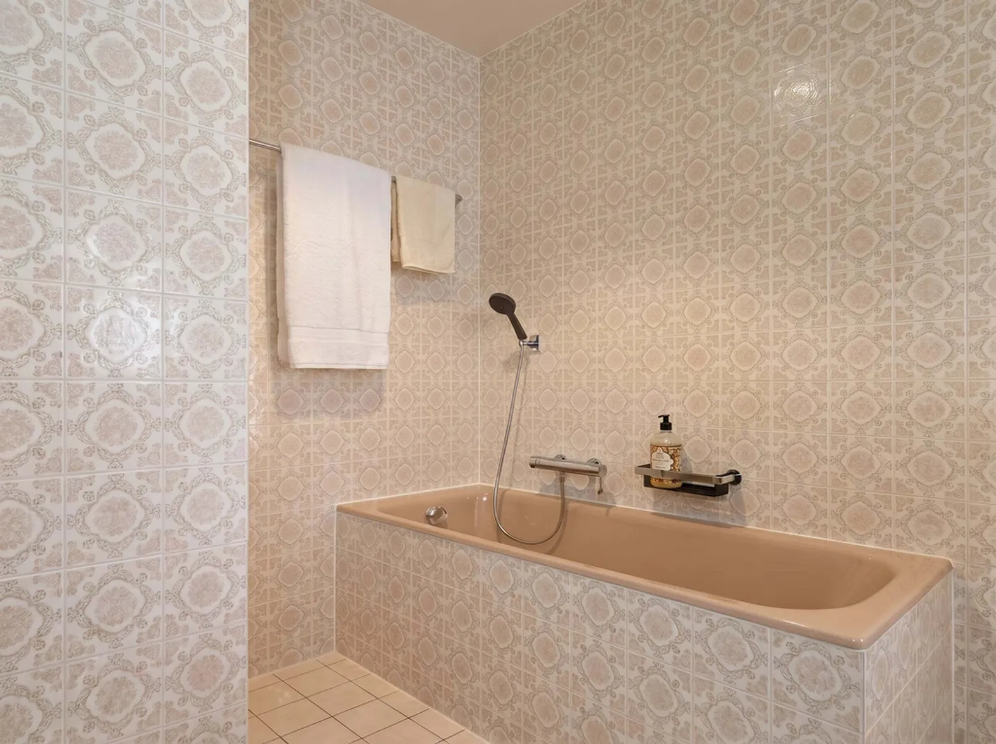 Charmanter Bungalow in Lutry - Foto 10 von 12