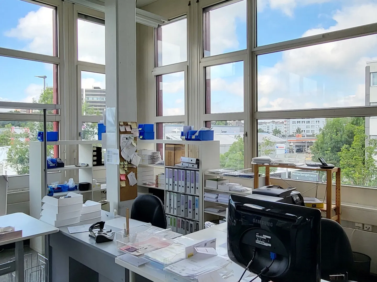 Commercial/Office Space with Water Connection Directly at the Goods Lift - 228 m2! - Photo 3 of 14