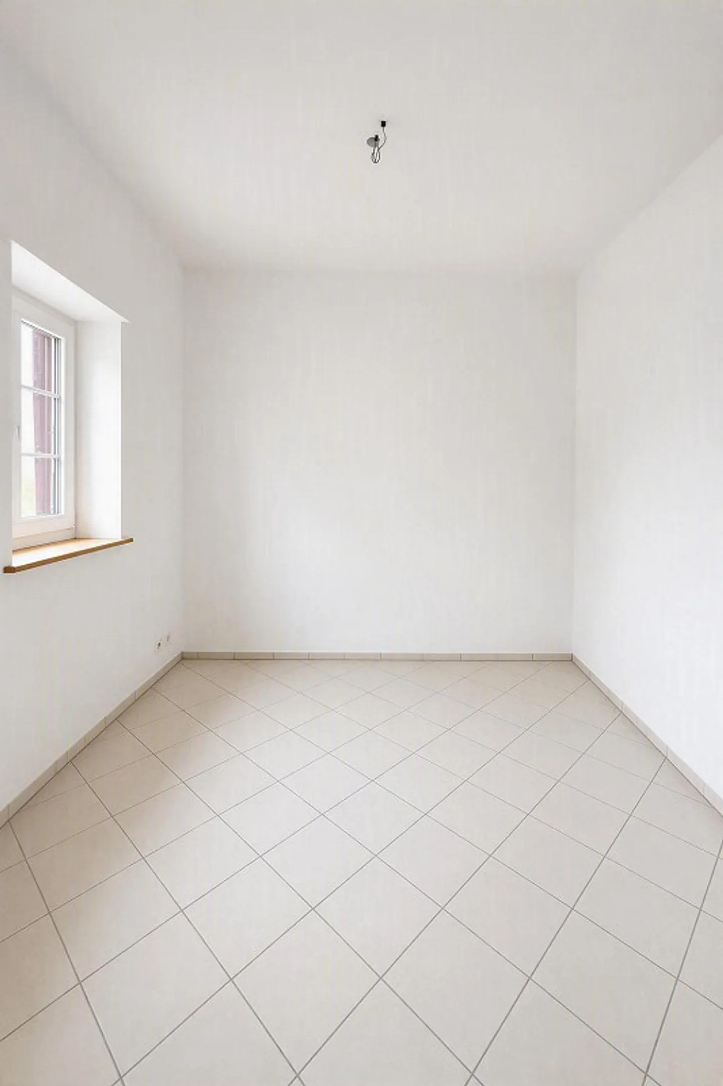 Charmant maison de 4,5 pièces avec grand jardin - Photo 7 sur 11