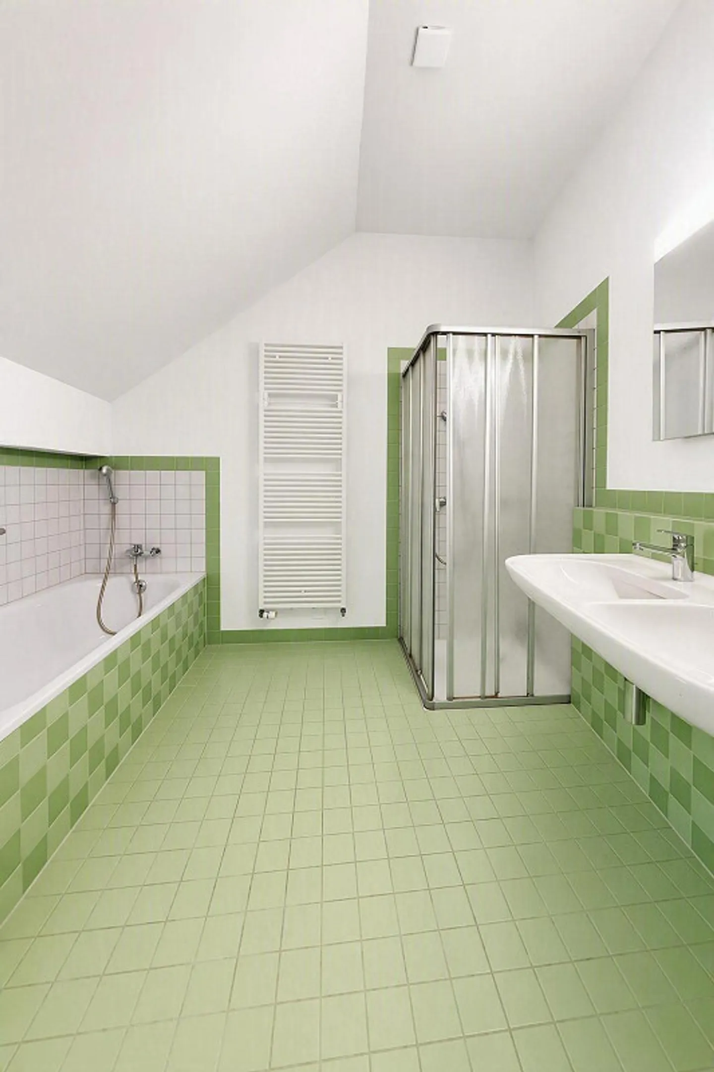 Charmant maison de 4,5 pièces avec grand jardin - Photo 9 sur 11