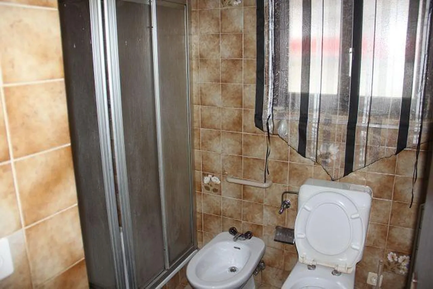 Mehrfamilienhaus mit sieben 3 1/2-Zimmer-Wohnung an zentraler Lage ... - Photo 25 sur 37