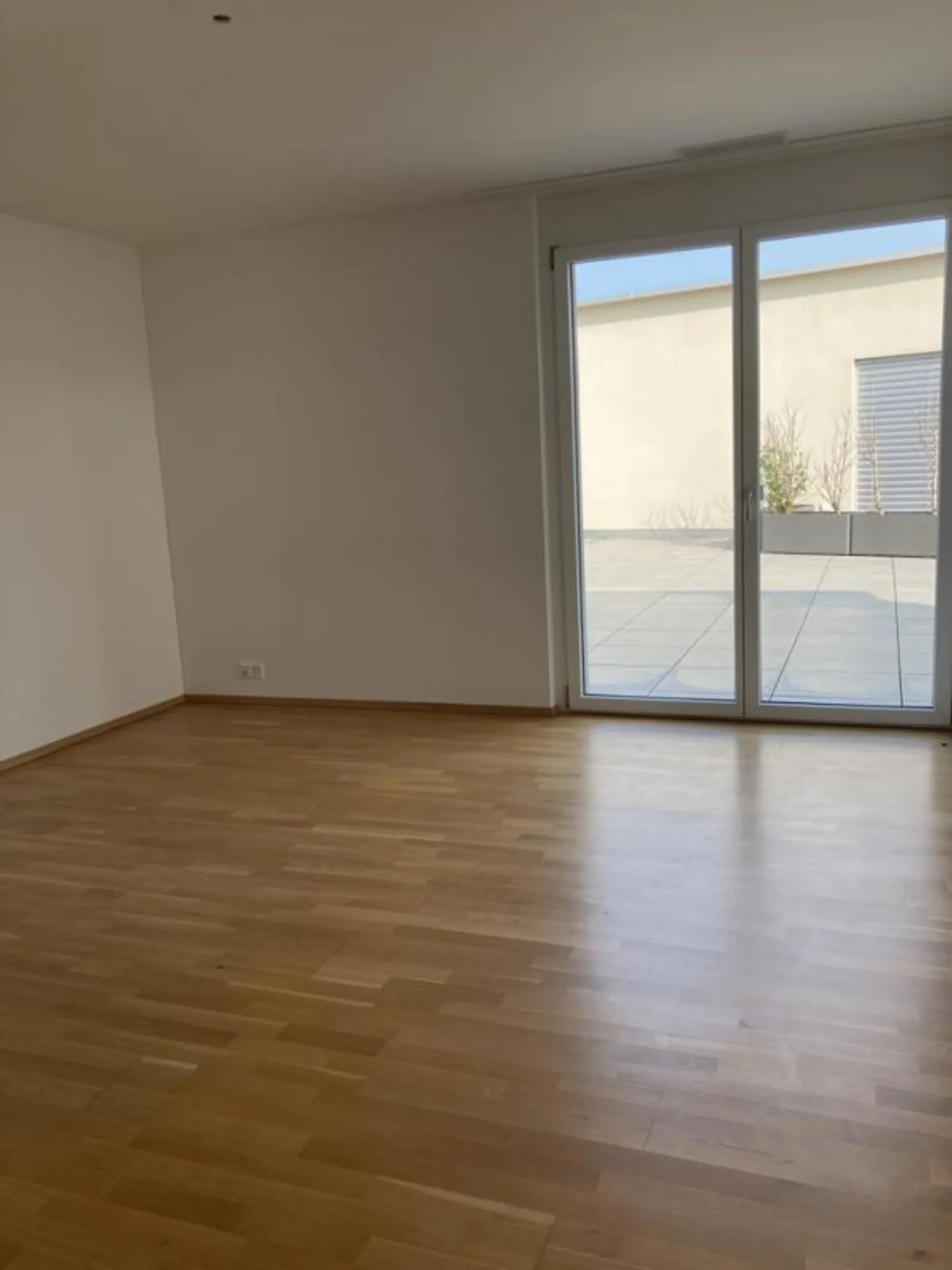 Spacious penthouse apartment with huge terrace - Photo 5 of 7