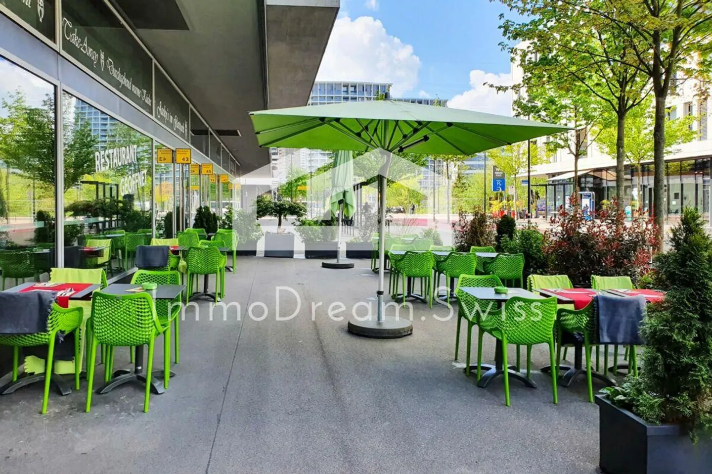 Ristorante attraente in ottima posizione, con grande terrazza, oltre a ... - Foto 1 di 13