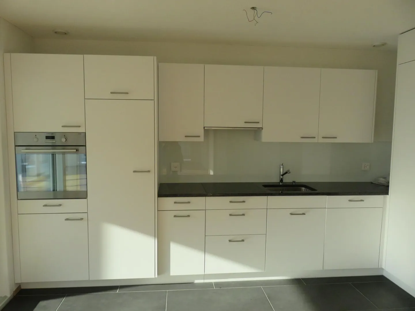 2.5-Room Penthouse Apartment - Photo 4 of 10