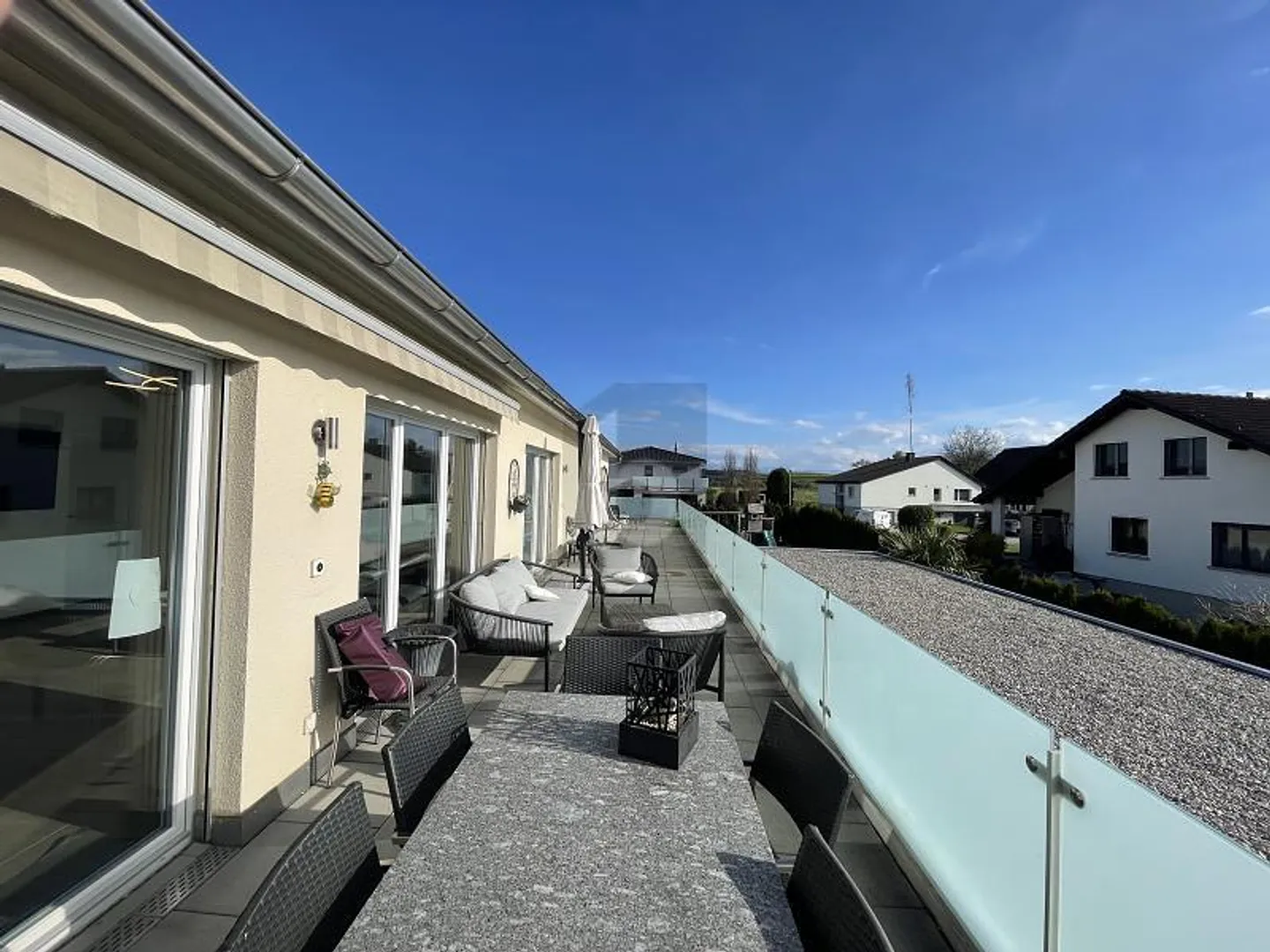 Luxuriöse Terrassenwohnung - Foto 1 von 6