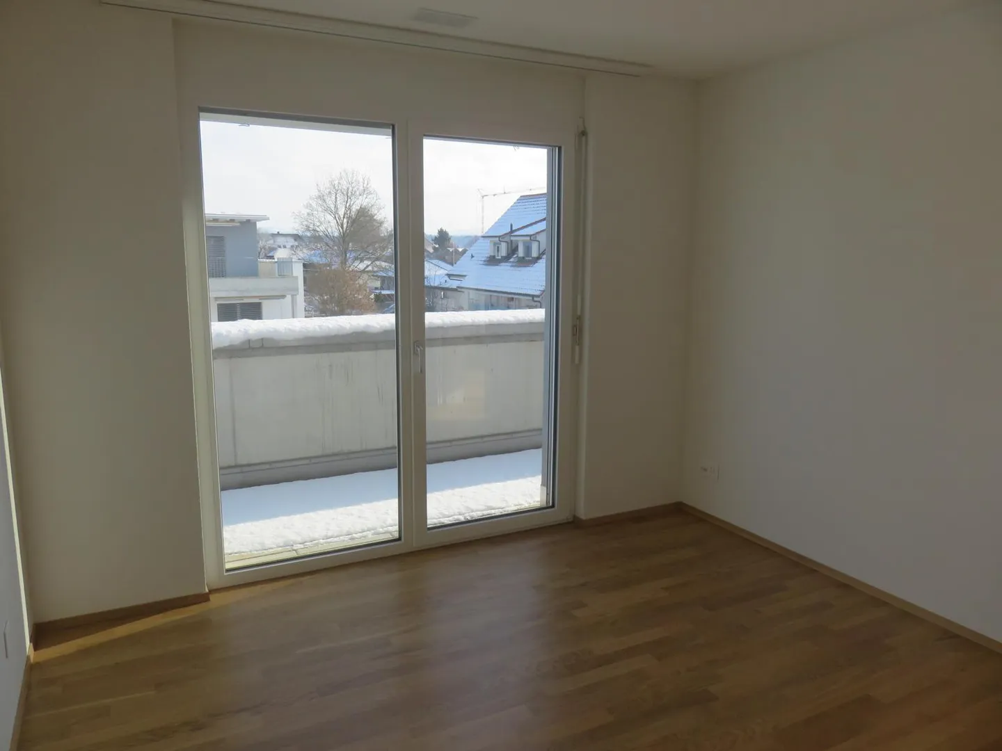 2.5-Room Penthouse Apartment - Photo 7 of 10