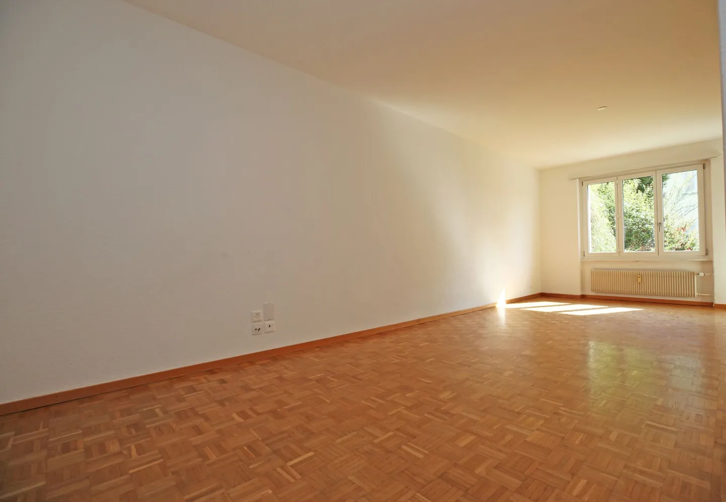 Partially renovated 3.5-room apartment on the 1st floor in Niederscherli - Photo 2 of 7