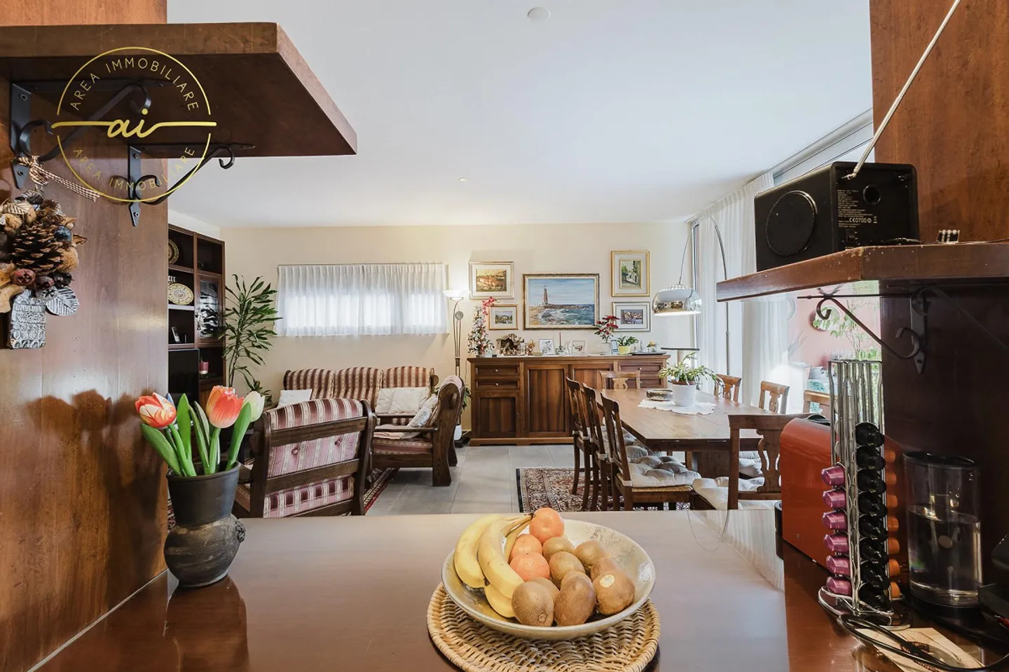 Comfortable 3.5-room apartment with garden in Lugano - Photo 3 of 13