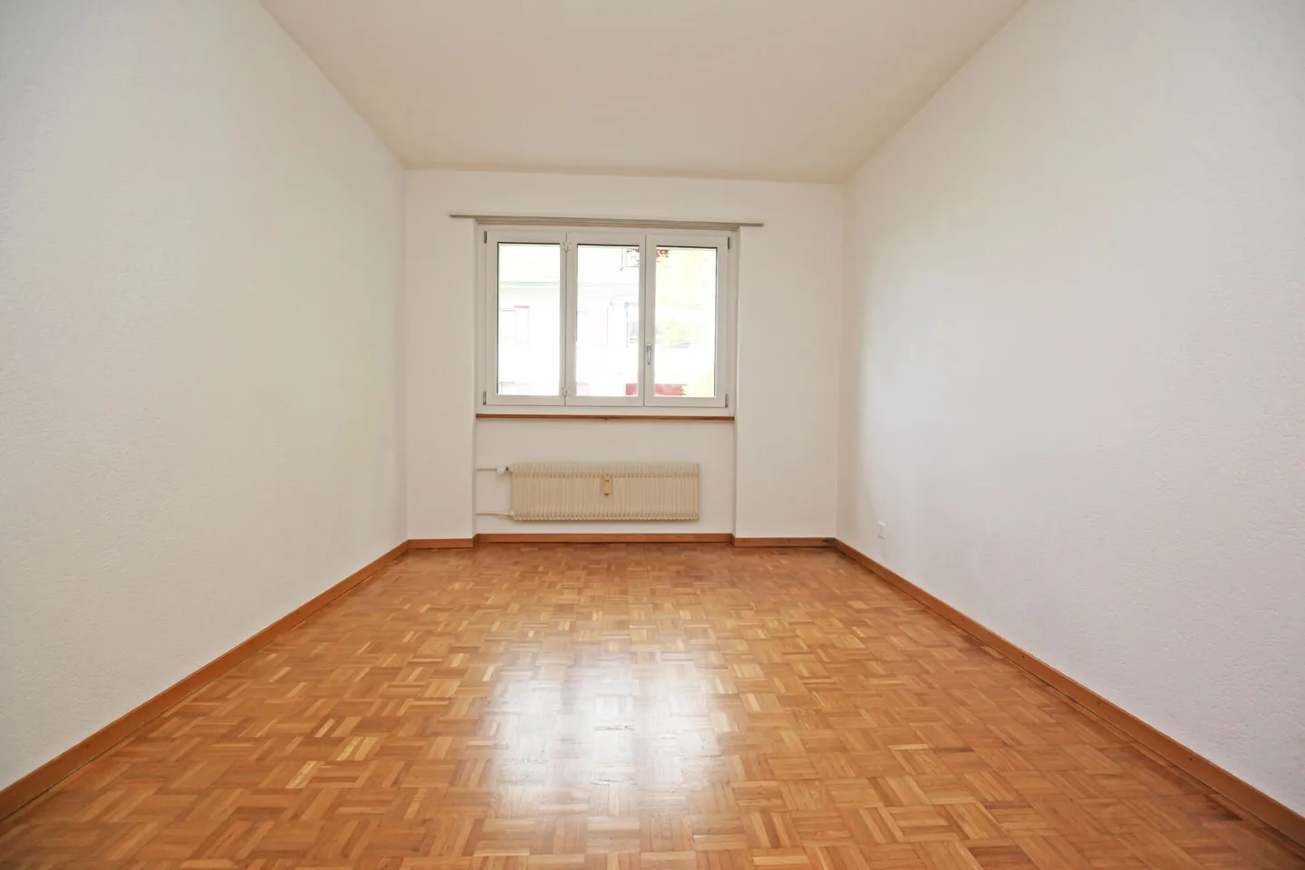 Partially renovated 3.5-room apartment on the 1st floor in Niederscherli - Photo 7 of 7