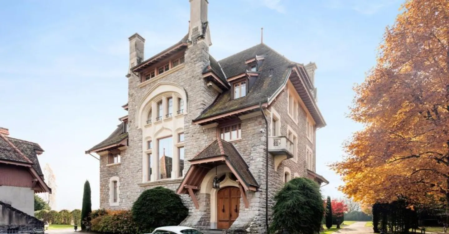 Casa padronale con fascino d'altri tempi, posizione eccezionale! - Foto 1 di 13