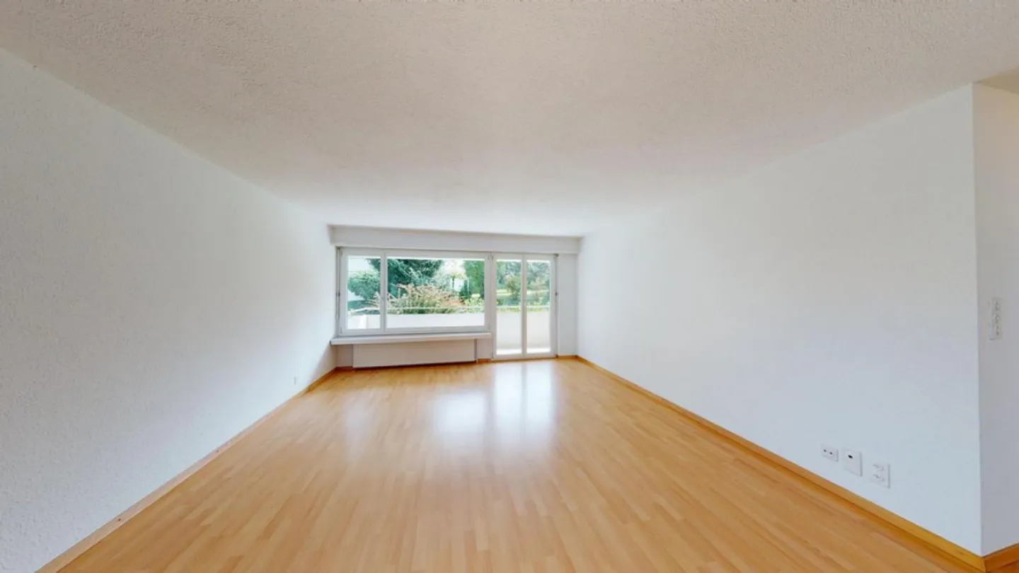 Vie tranquille près du lac et de la ville - Photo 5 sur 10