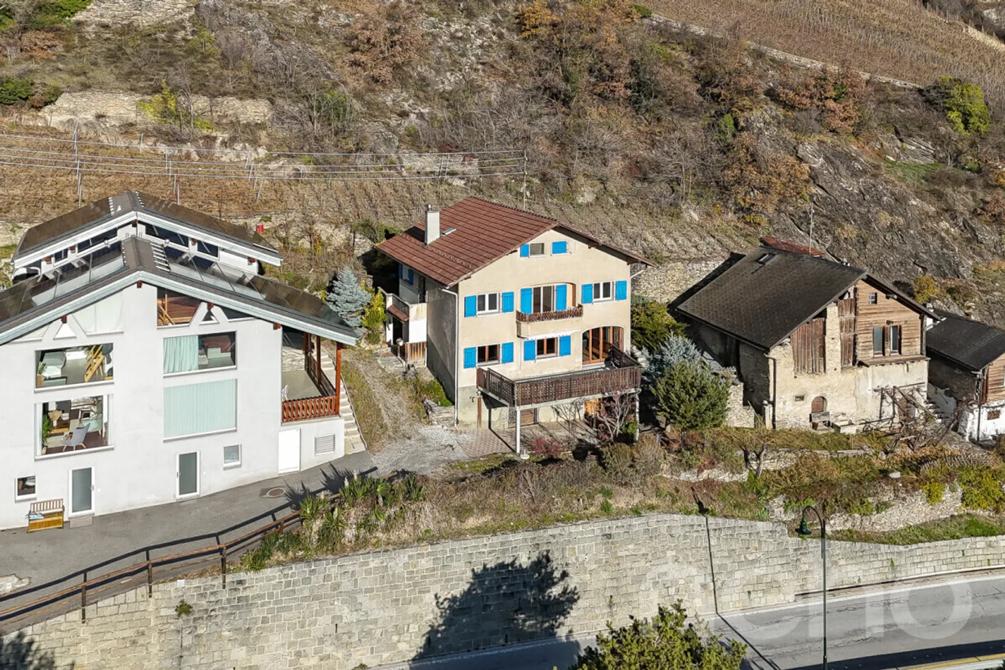 Charming house with great potential over 3 levels - Photo 1 of 12