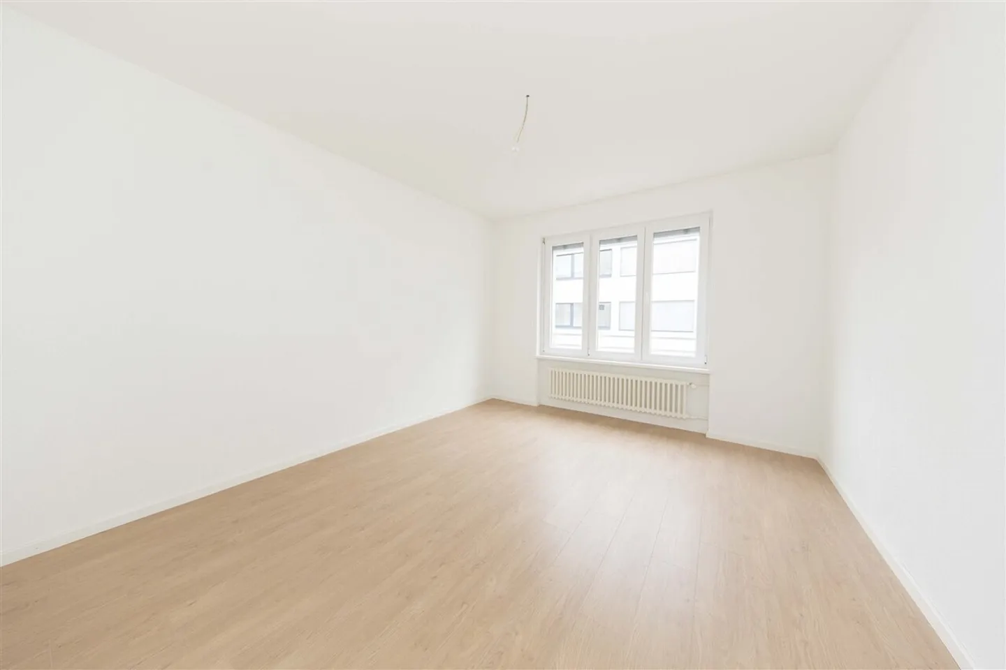 Renovated - Ideal Location - Balcony - Photo 3 of 7