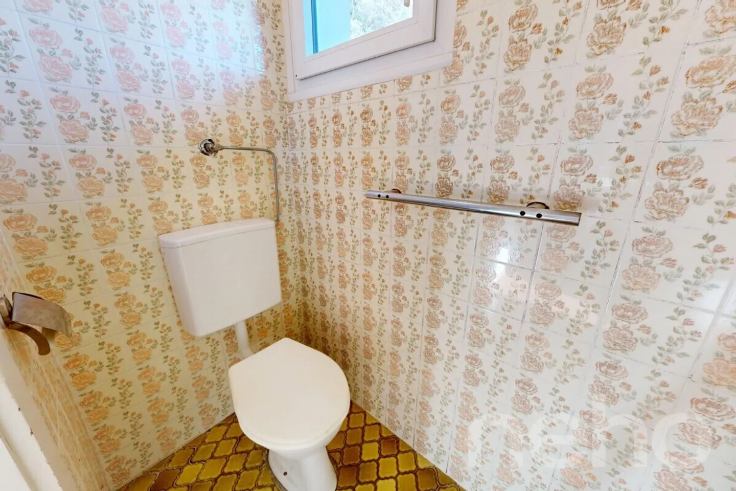 Charming house with great potential over 3 levels - Photo 12 of 12