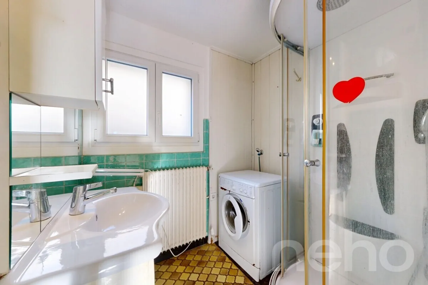 Charming house with great potential over 3 levels - Photo 11 of 12