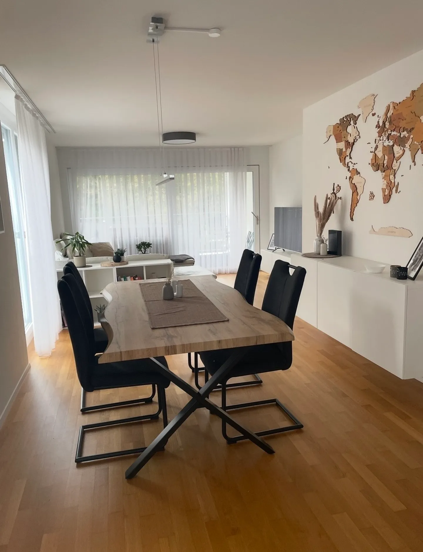 Helle 2,5-Zimmer-Wohnung - Foto 1 von 6