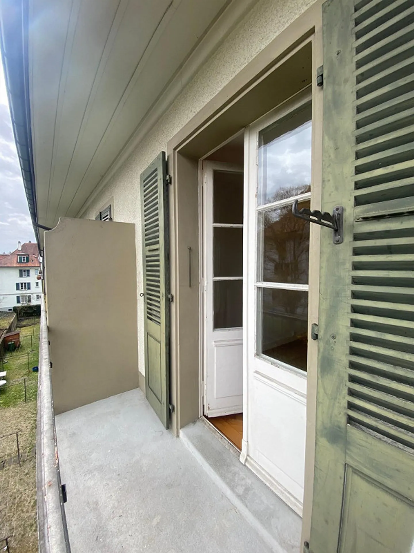 Charming 2-room apartment in a historic building near Bern - Photo 7 of 7