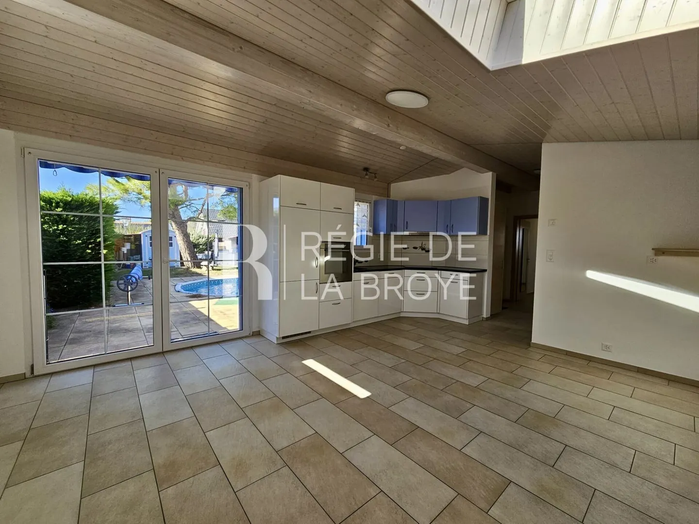 2.5 Room Apartment on the Ground Floor in Estavayer-le-Lac - Photo 1 of 10