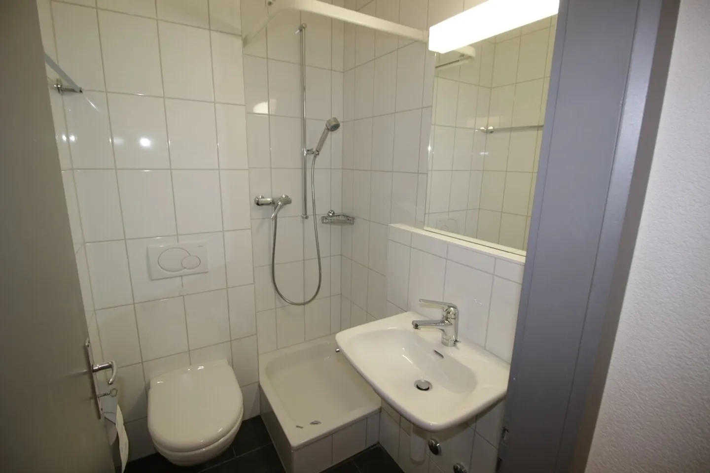 Charmant Appartement avec Vue sur Parc - Photo 8 sur 13