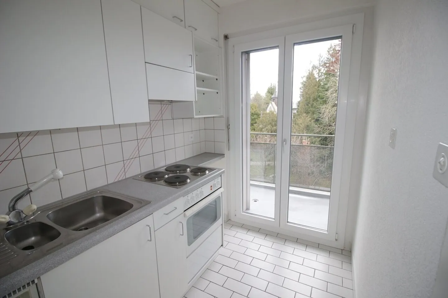 Charmant Appartement avec Vue sur Parc - Photo 10 sur 13