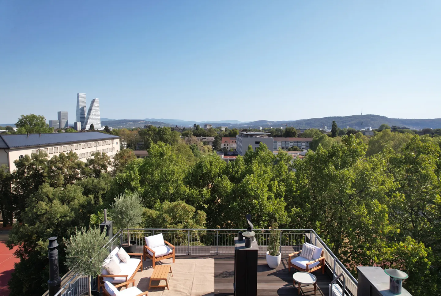 LUXURIOUS DESIGNER APARTMENT WITH PANORAMIC ROOF TERRACE AND AIR CONDITIONING - Photo 1 of 14