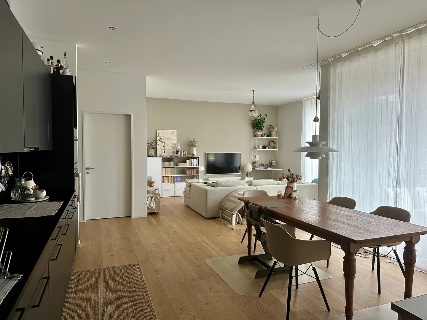 APPARTAMENTO 3½ STANZE AD ADLISWIL (ZH), ARREDATO, TEMPORANEO - Foto 2 di 10