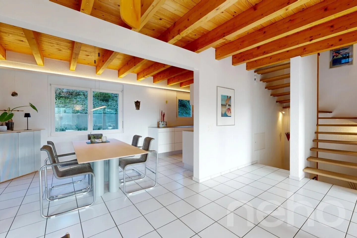 Maison jumelée lumineuse de 5,5 pièces en position élevée avec vue lointaine - Photo 3 sur 12