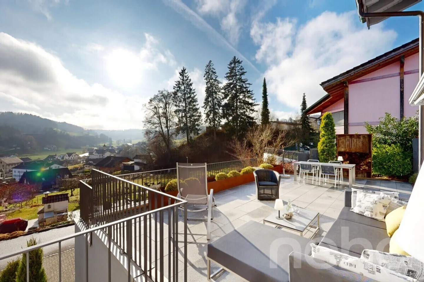 Maison jumelée lumineuse de 5,5 pièces en position élevée avec vue lointaine - Photo 12 sur 12