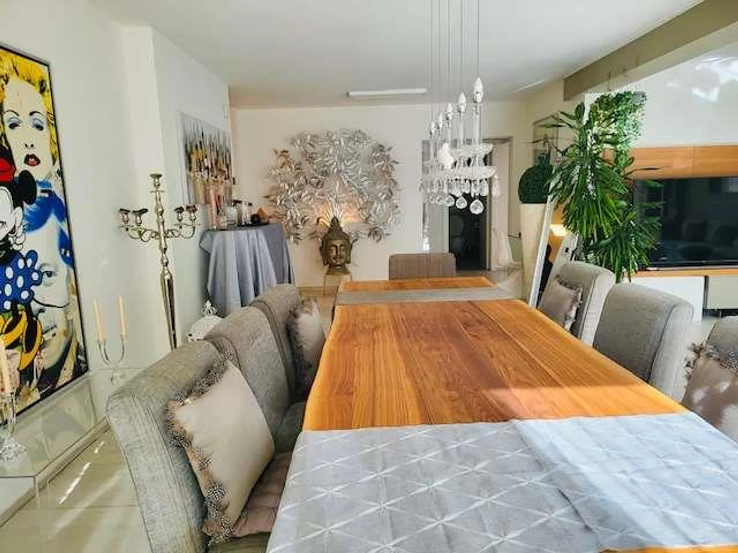 High-end penthouse with panoramic terrace and swimming pool - Photo 11 of 13