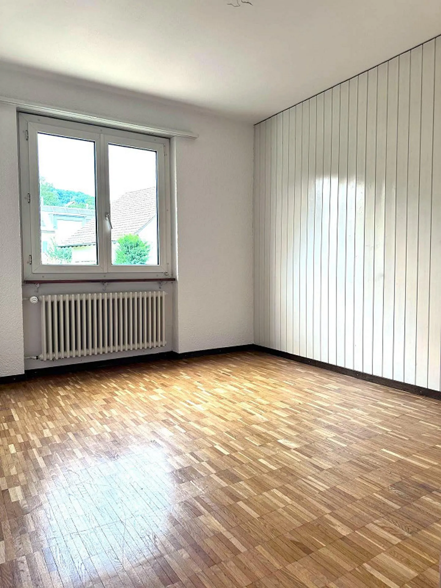Charming 4.5-room single-family house with a large garden to enjoy - Photo 11 of 19