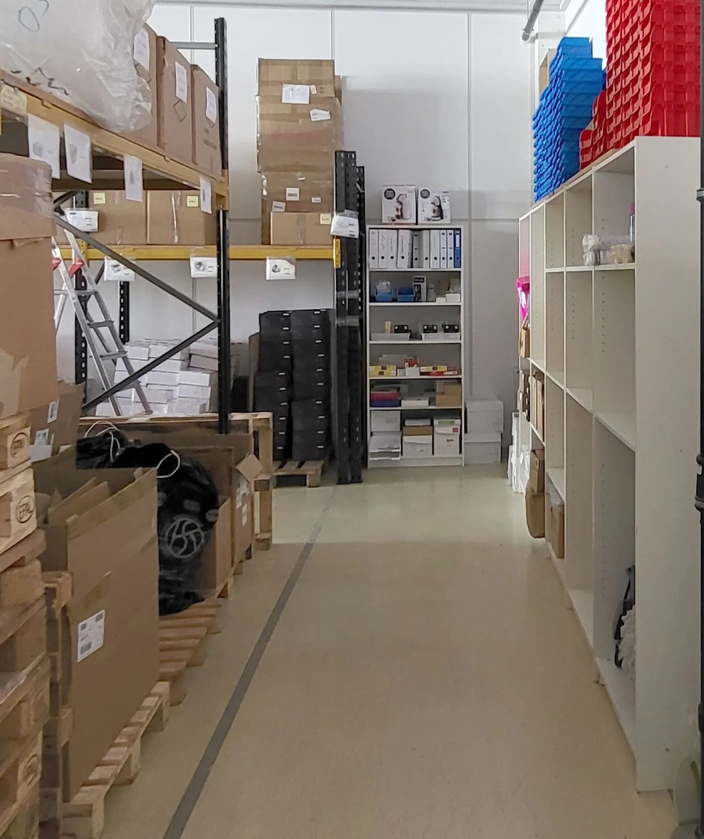 Bright commercial space with large access - 156 m2! - Photo 4 of 10