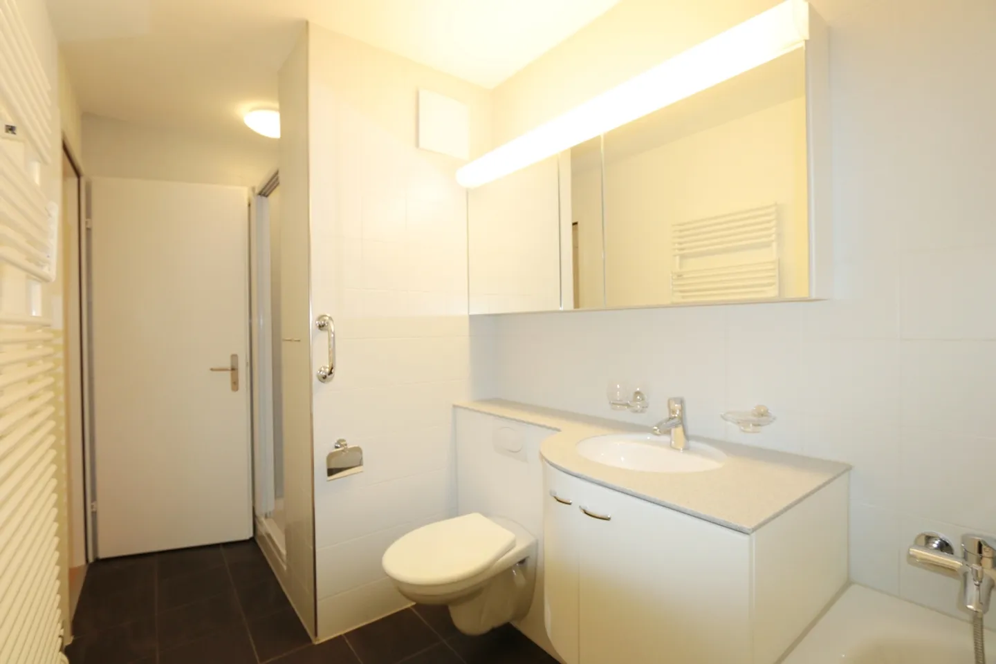 Helle Wohnung an Waldrandnähe - Foto 7 von 12
