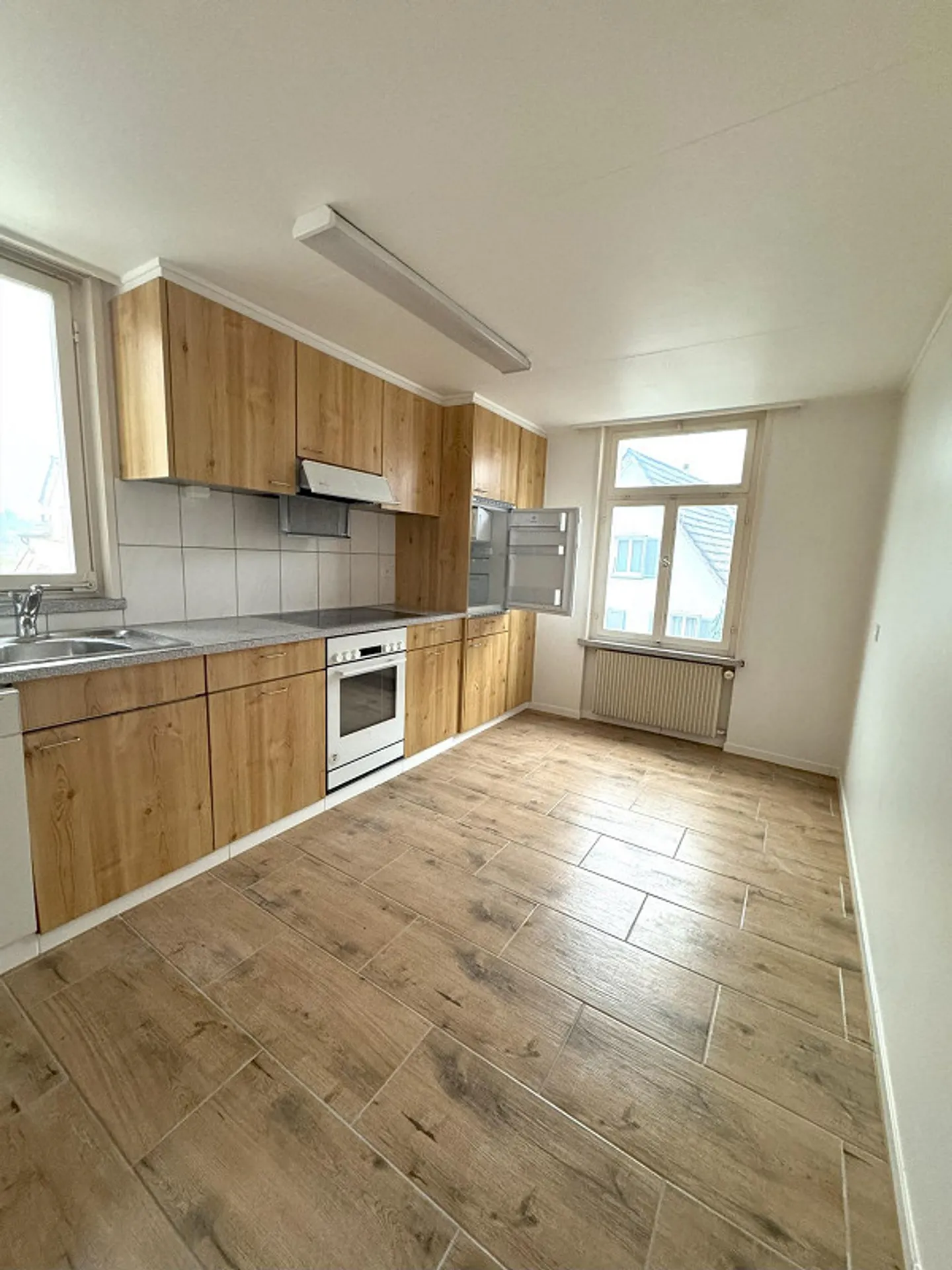 Charming apartment in attractive location - Photo 1 of 8