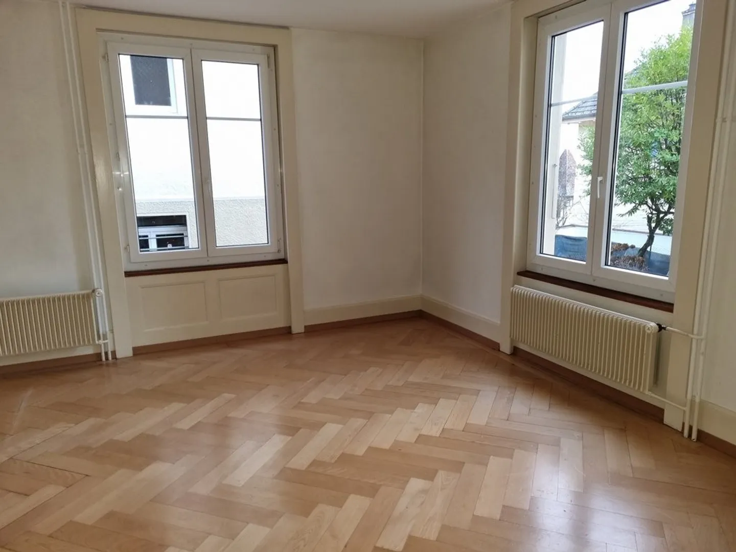 3 rooms with balcony in a small house - Photo 7 of 12
