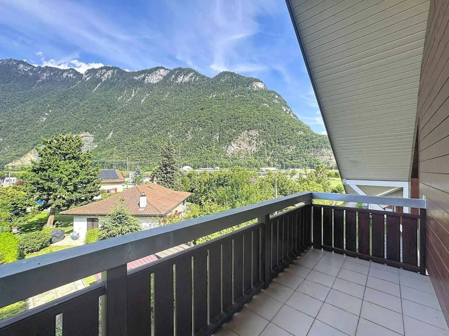 Grand 4.5 pièces de 137.7 m2 avec mezzanine et balcons couverts - Photo 6 sur 11