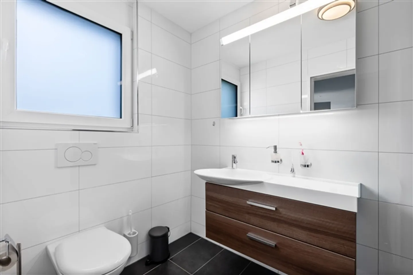 Maison individuelle moderne de 4,5 pièces avec PV à Reinach AG - Photo 7 sur 13