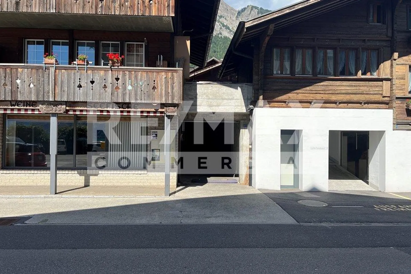 192 m2 Lagerraum mit Büro und PW-Einfahrt in Brienz zu vermieten - Photo 11 of 11