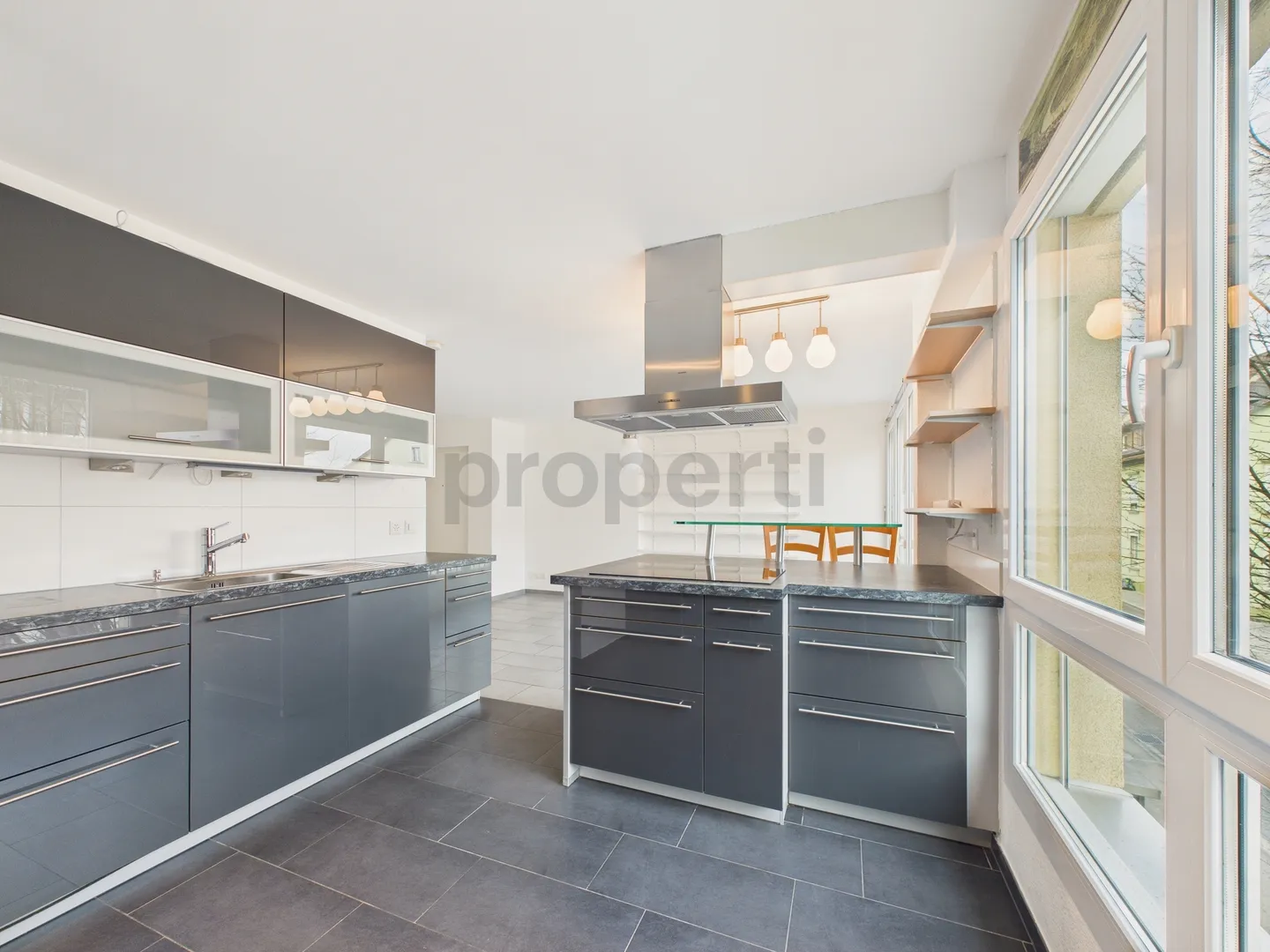 RÉSERVÉ - Appartement moderne et lumineux de 4,5 pièces Minergie à Mumpf - Photo 2 sur 11