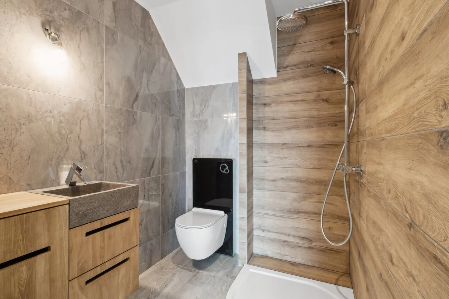 Superbo duplex nuovo di alta classe - Foto 16 di 19