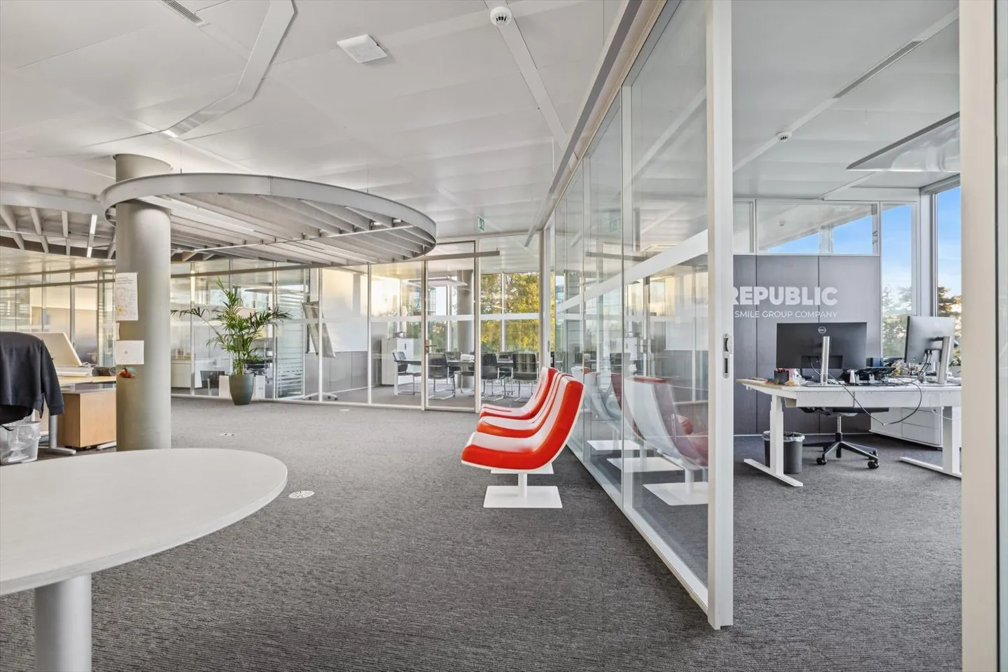 Furnished offices for rent in Morges - Area of 490 m2 - Photo 5 of 12